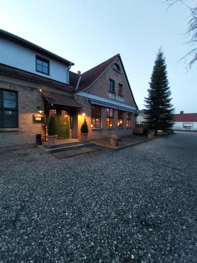 Kluis 老学院餐厅旅馆酒店 外观 照片